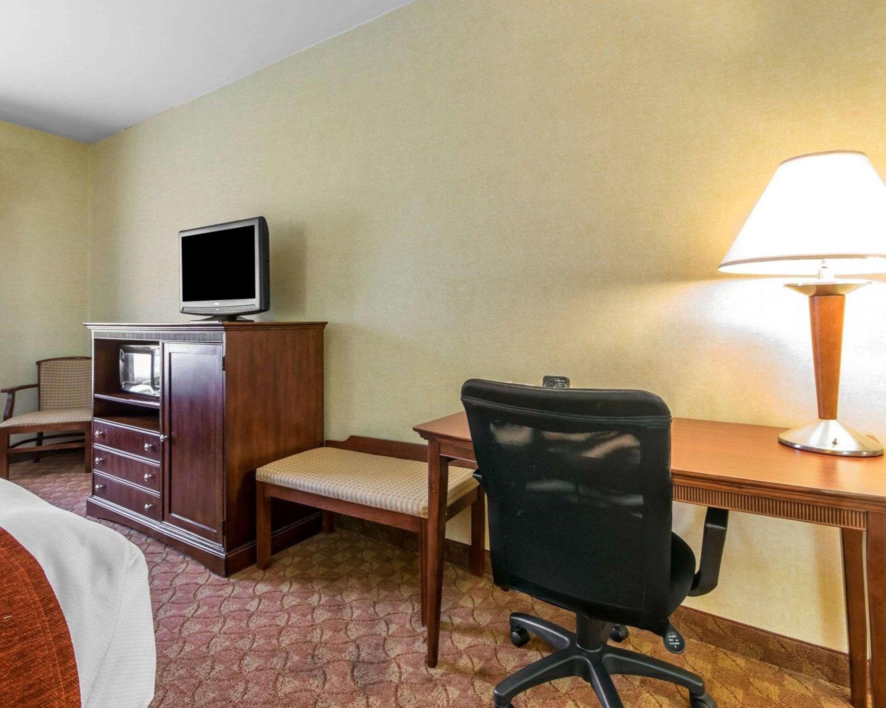 Comfort Suites South Point - Huntington Zewnętrze zdjęcie