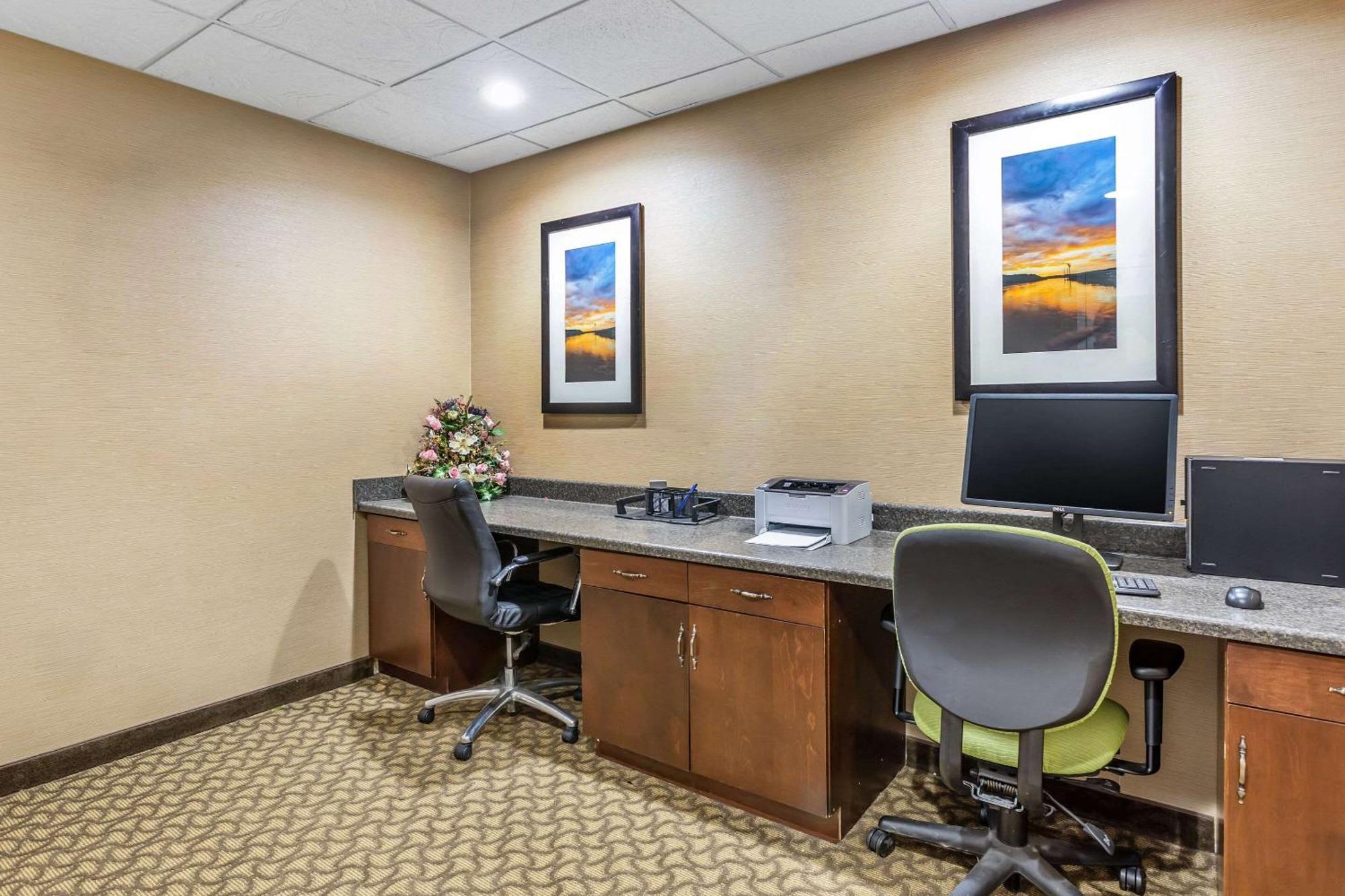 Comfort Suites South Point - Huntington Zewnętrze zdjęcie