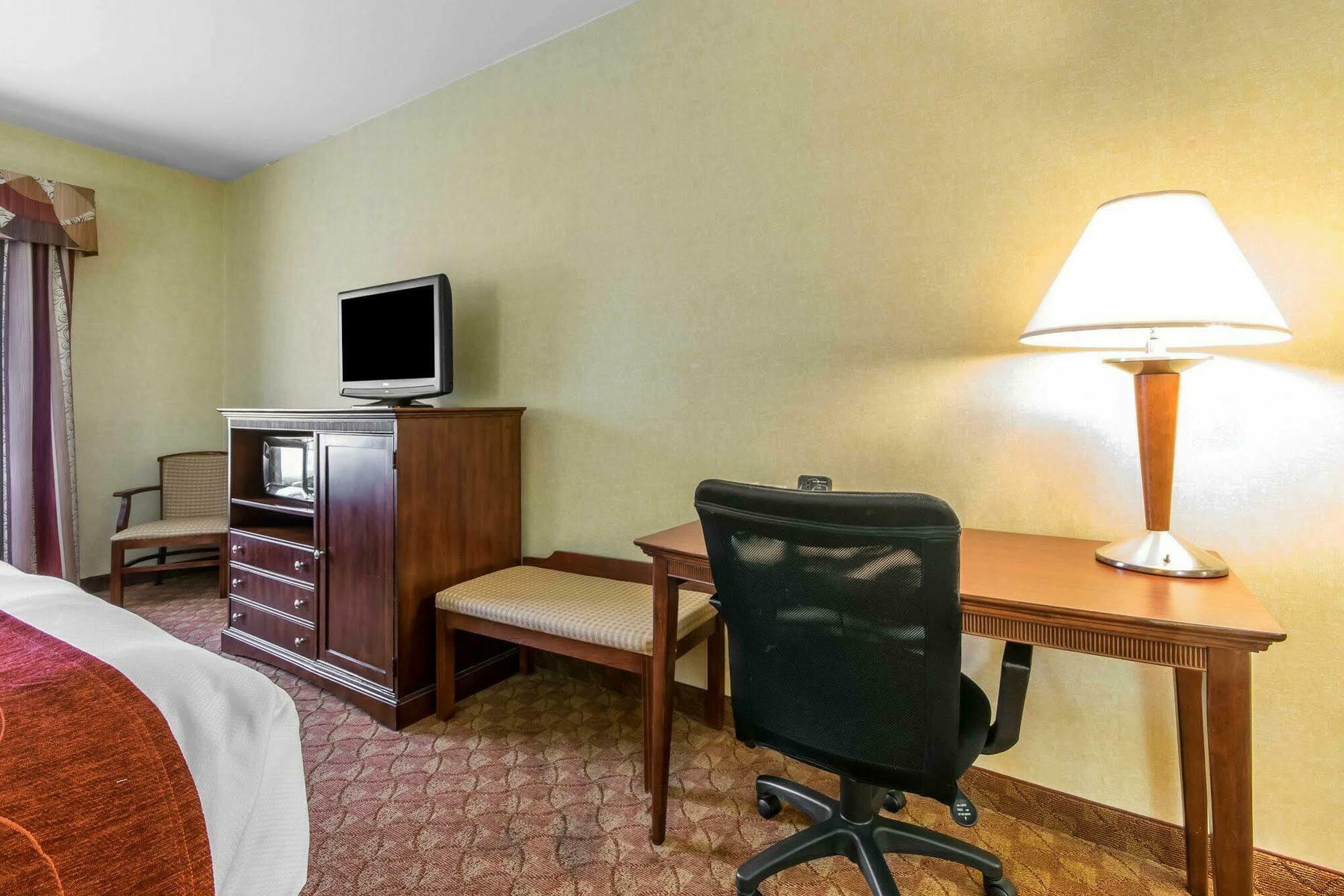 Comfort Suites South Point - Huntington Zewnętrze zdjęcie